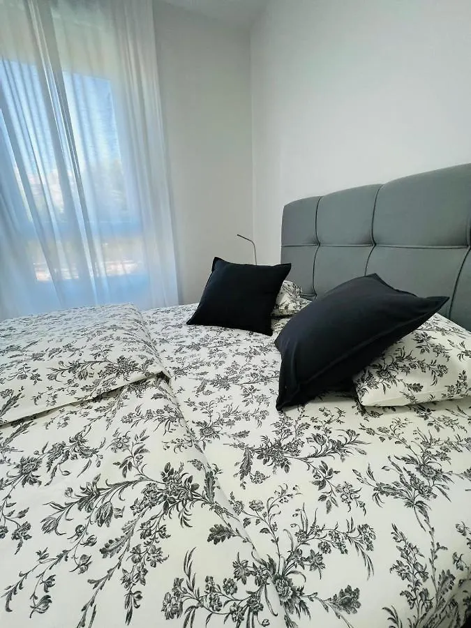 Apartment Allora Split